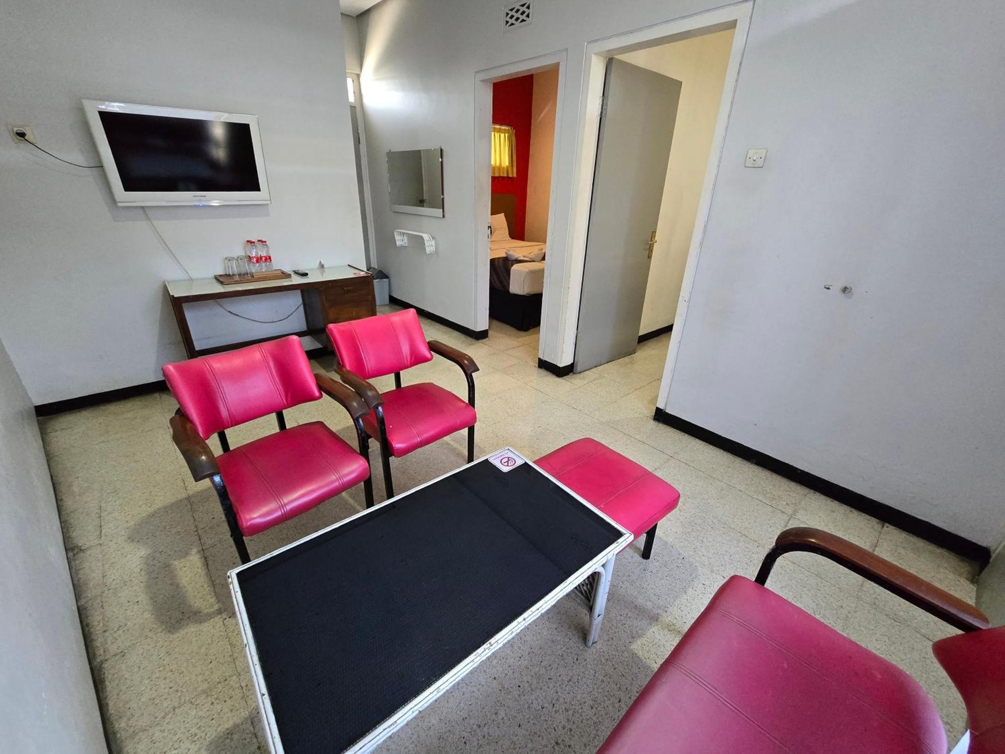 Kusma Hotel Bandungan Semarang Luaran gambar