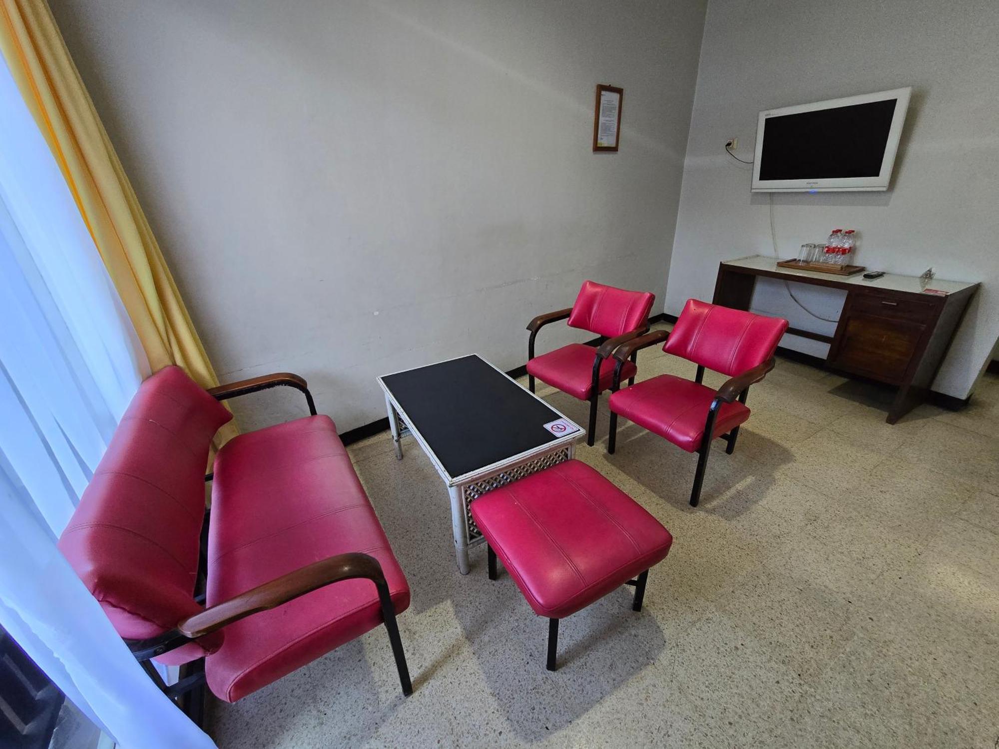Kusma Hotel Bandungan Semarang Luaran gambar