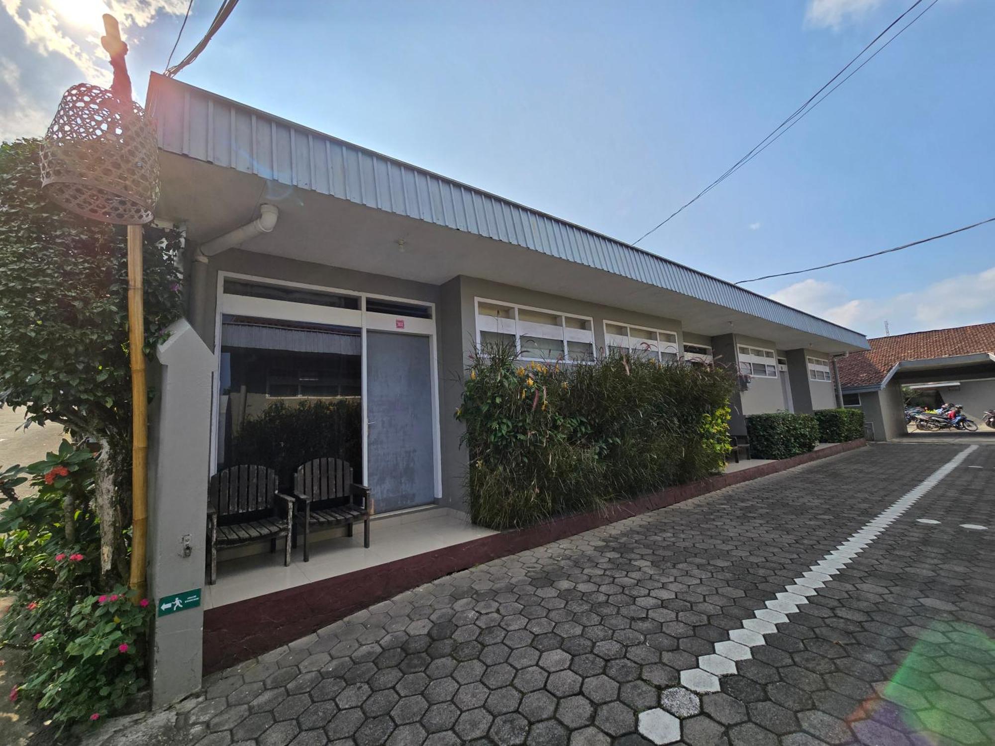 Kusma Hotel Bandungan Semarang Luaran gambar