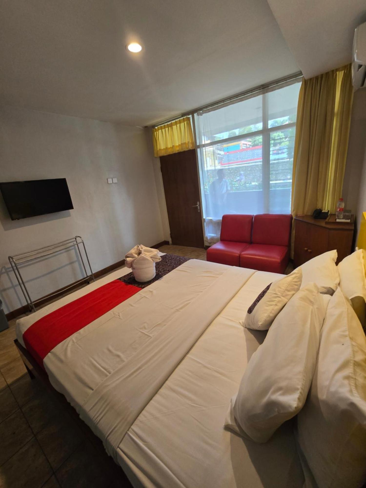Kusma Hotel Bandungan Semarang Luaran gambar