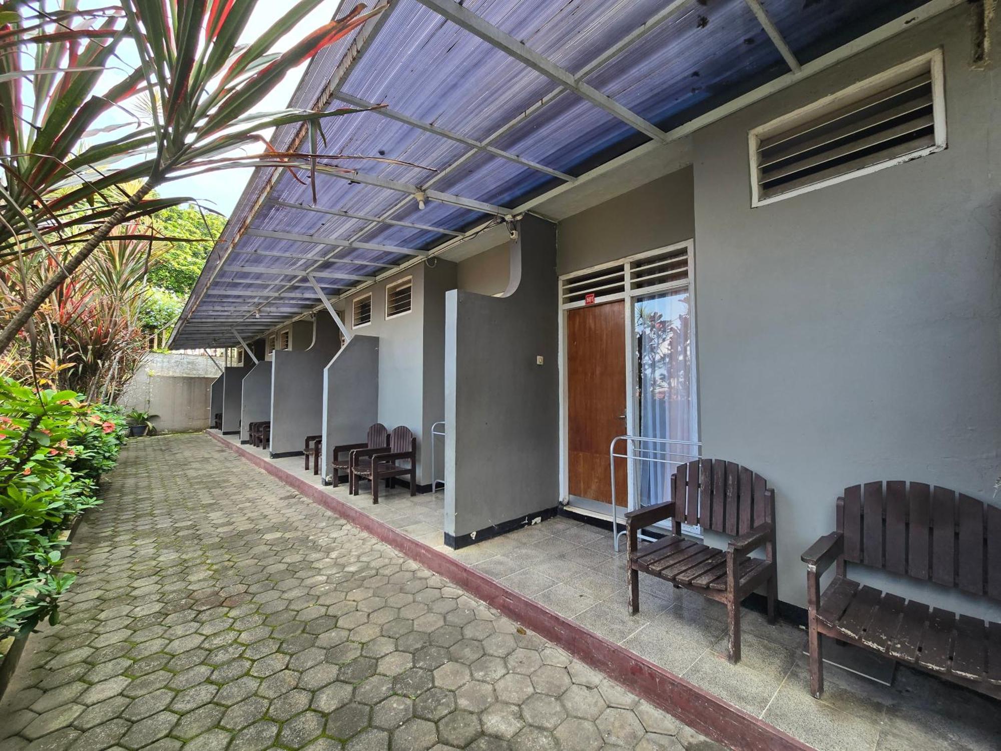Kusma Hotel Bandungan Semarang Luaran gambar